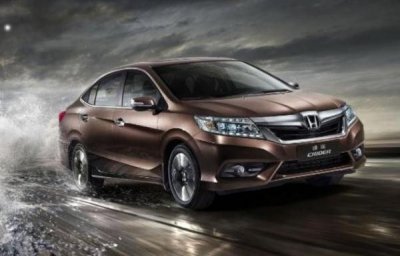 ​建议车主：汽车点烟器别浪费，教你正确用法，动力足又省油