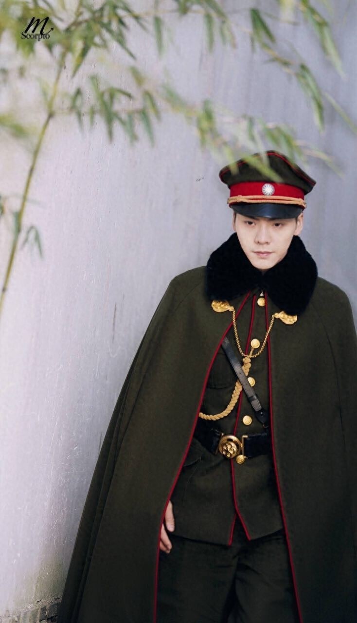 老九门再曝陈伟霆新照，佛爷伤痕造型英武霸气