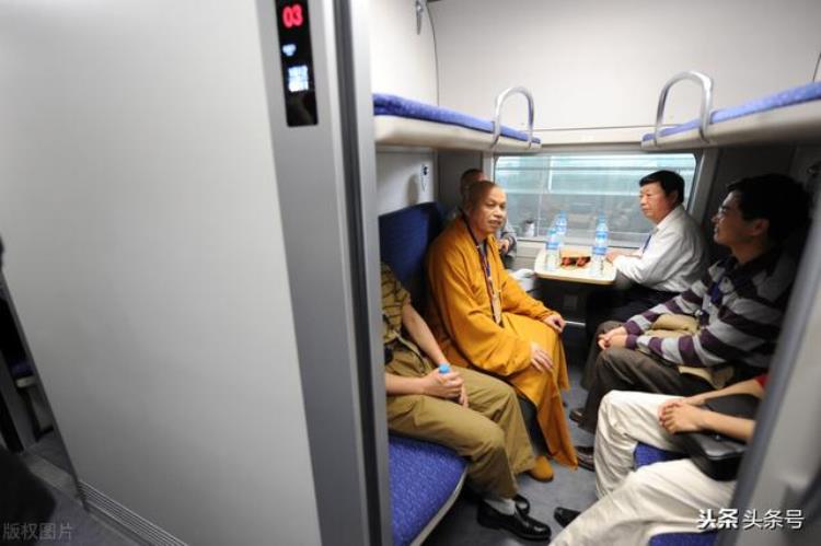 当你坐地铁的时候耳朵会不会感到不适「当你坐地铁的时候耳朵会不会感到不适」