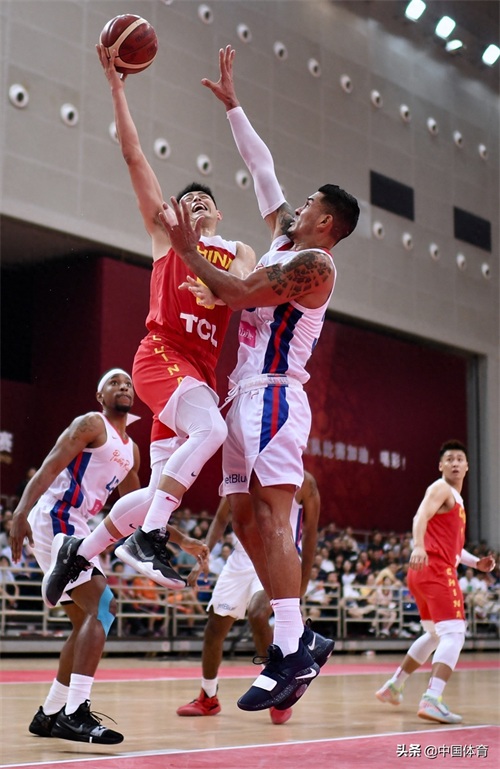 昆山国际男篮锦标赛，中国队78比72胜波多黎各队