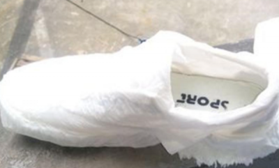 ​白鞋刷完后有必要裹卫生纸吗,洗白鞋的时候为什么要拿卫生纸包起来