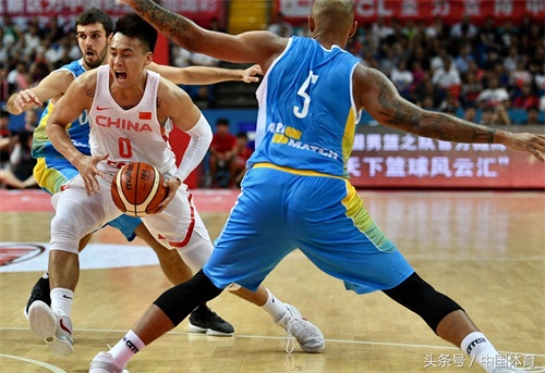 2018国际男篮锦标赛次轮 中国红队2分险胜乌克兰队