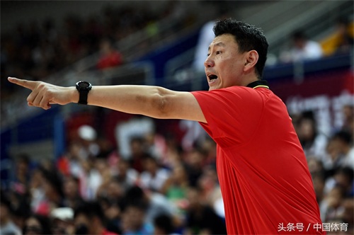 2018国际男篮锦标赛次轮 中国红队2分险胜乌克兰队