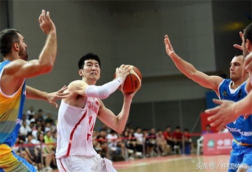 2018国际男篮锦标赛次轮 中国红队2分险胜乌克兰队