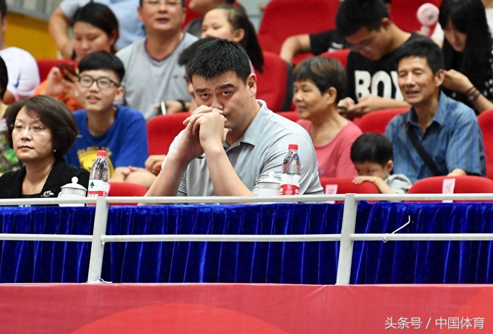 2018国际男篮锦标赛次轮 中国红队2分险胜乌克兰队