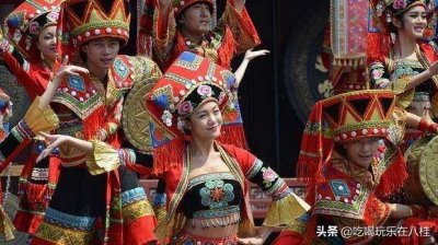 ​广西十二个世居民族，浓郁的民族风情