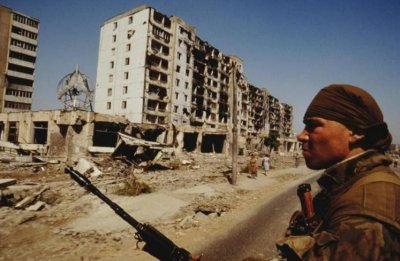 ​第二次车臣战争惨烈一仗：90人与2500名叛军白刃战，普京为之落泪