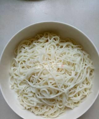 凉面的做法大全，广元黑米凉面的做法大全？图5