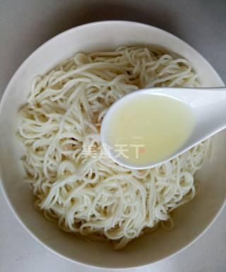 凉面的做法大全，广元黑米凉面的做法大全？图6