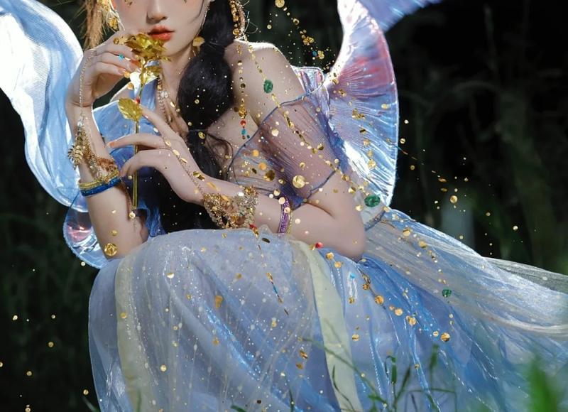 把妹技巧丨KTV如何掌控全场带走心仪的女生