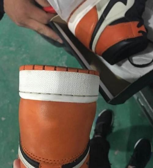 皮鞋后跟磨脚妙招