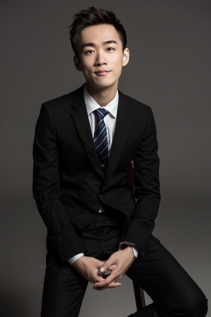 虎牙默认不求人开挂？黑粉暗示：刺激战场也有金钱交易