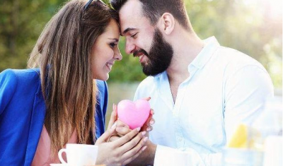 ​老公为什么护着别的女人，为什么老公喜欢护着外面的女人