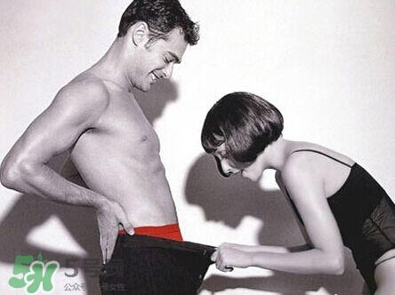 中年夫妻如何进行性生话？中年夫妻性生活每周几次