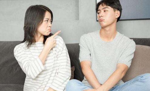 男女较劲的意思