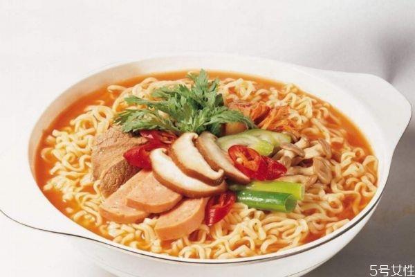 早上吃方便面好吗 孕妇早上吃方便面可以吗