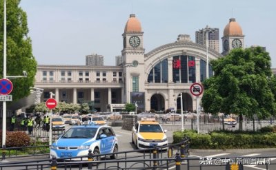 ​湖北武汉：出租车恢复运营