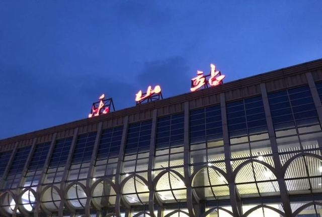 四川特色小吃有哪些,四川乐山有哪些美味的小吃?图3