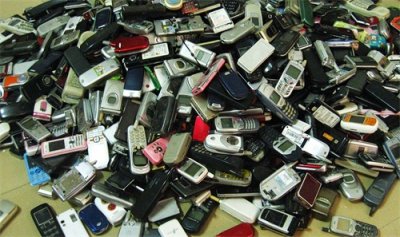 ​如果你没工作，不如去回收旧手机，这可是上千万亿的大市场