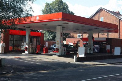 ​私人加油站7块的汽油和中石化8块的汽油真正差距并不是油品质量