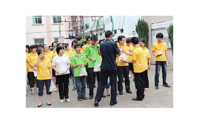 陌陌聊天开场白让女孩回复 搭讪成功率高