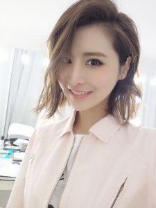 ​如何从音乐本质上评价陈一发的单曲《童话镇》？