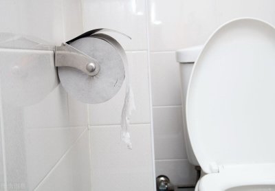 ​怎么通厕所快速有效（教你用两根筷子搞定，以后不用花上百元请人疏通）