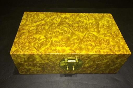 都是金黄色,金丝楠与黄金樟有什么区别?