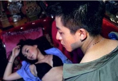 ​“艳照门”事件再被扒出！张柏芝照片再被放出，网友直呼太刺激！