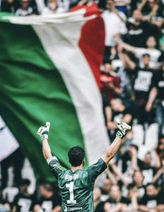 ​别了小将！别了传奇！45岁布冯宣布退役结束28年职业生涯