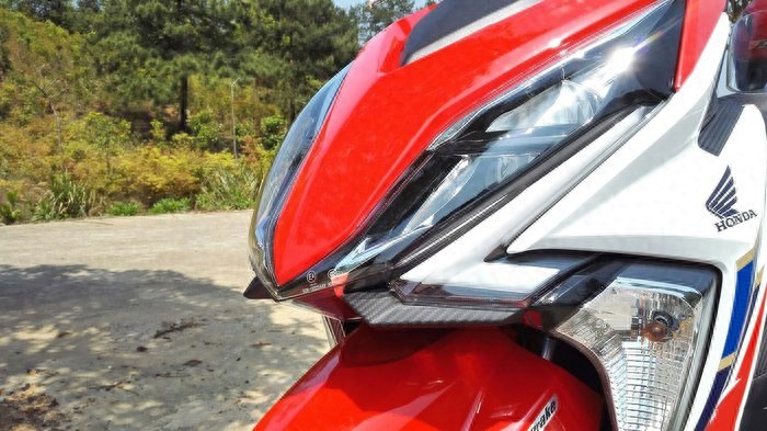 花1.1万够入新大洲本田裂行125，配置很不错，动力小钢炮