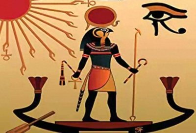 ​穿越时空的太阳船：探秘古埃及胡夫船的传奇与意义