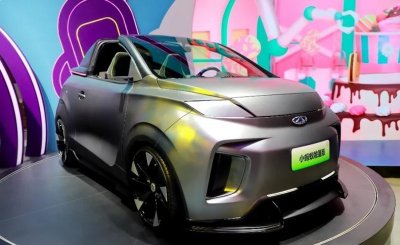 ​奇瑞小蚂蚁推出敞篷版新车，成都车展一观，高呼颜值惊人！