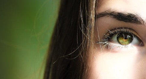 眼疲劳用什么方法缓解最好（10个有效缓解眼疲劳的方法）