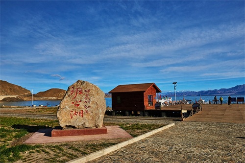 神圣的拉达克，美丽的班公湖