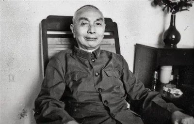 ​90岁郭汝瑰因车祸去世，家人收到一封台湾的信，打开一看只有白纸