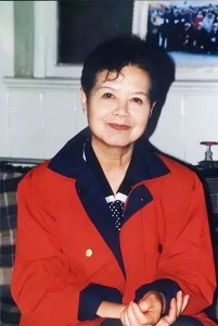 ​中国首位电视播音员沈力：丈夫患癌去世后嫁初恋，她对儿子有愧疚