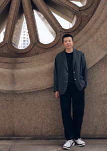 ​【专访】《阳光照耀青春里》监制饶晓志：不消费特殊群体，用平常心拍出尊严与