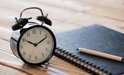 ​中西双语 人人都可以成为专家“一万小时定律”到底是怎么一回事？