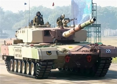 ​阿琼坦克花费印度三十年时间研发，结果性能难堪大任