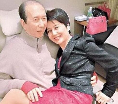 澳门“赌王”何鸿燊的四姨太,小女儿才17岁