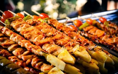 ​陕西新东方：学特色小吃 开烧烤店要多少钱