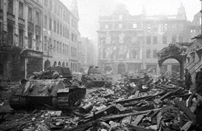 ​“从废墟到奇迹”：战后德国的惊人经济重生之路