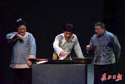 ​悬疑+爆笑，《老通城风云》再现江城传奇