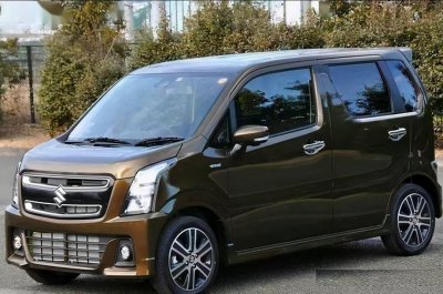 ​2023款铃木北斗星“改款归来”！预售5.68万搭载1.2L引擎，油耗3L