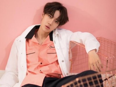 ​来自乐华的4大顶流艺人，王一博占据榜首，“火少101”就占两位