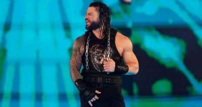 ​为什么这么多人讨厌罗曼？他又是如何成为摔角界一哥的？