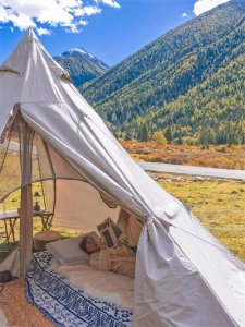 ​长期缺钱的人，身上有4个明显的迹象，藏都藏不住